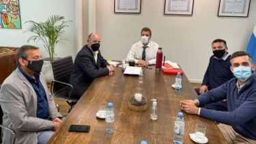 Sergio Massa recibió al intendente de Jacobacci en su despacho de la Cámara de Diputados. Foto: gentileza. 