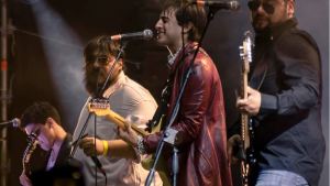 El rock de Los Comodines espera este viernes en El Muro