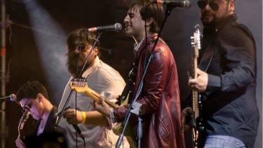 La formación roquense va con sus clásicos del rock nacional a un nuevo encuentro con su público, este viernes en El Muro. Foto gentileza