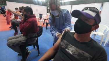 Continúa el operativo de Vacunación en Neuquén. 