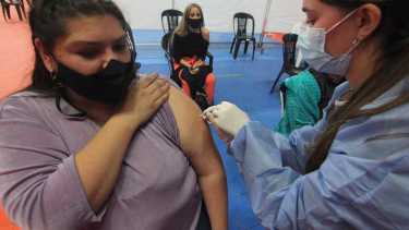 Neuquén vacunará a demanda, durante este lunes. Foto: Archivo Oscar Livera