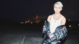 Quién es Luck Ra, el trapero que cantará después del Argentina &#8211; Bolivia