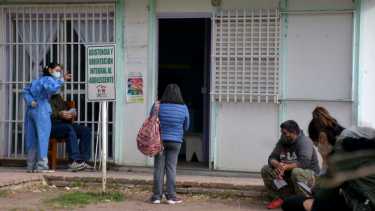 De los 1.275 pacientes activos de la provincia, 277 son de General Roca (Foto: Emiliana Cantera)