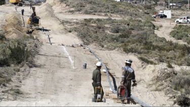 Avanza la obra de red de gas en el Parque Industrial II. Foto: Juan Thomes