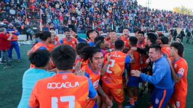 El 26 de septiembre, el Depo vivió una fiesta en el Maiolino. Días después el presidente López pidió no seguir en el cargo. ¿Qué pasó?. Foto: Juan Thomes