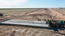 Imagen de Vaca Muerta: avanza la pavimentación de la Ruta del Petróleo