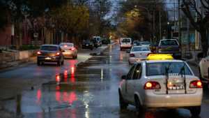 Otra pérdida de agua por cañerías rotas: esta vez en la zona norte