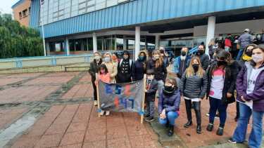 La escuela 147 de Neuquén capital reclamó  celeridad en las obras para volver a la presencialidad. (foto: Prensa Aten)