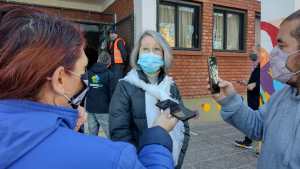 Adriana Fenouil de Juntos por el Cambio votó en Roca: «Es un día de alegría»