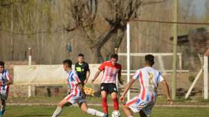 Independiente le ganó a Atlético en un partidazo por el Clasificatorio al Regional