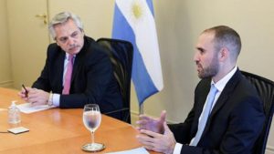 Análisis: dos pruebas de fuego para Martín Guzmán