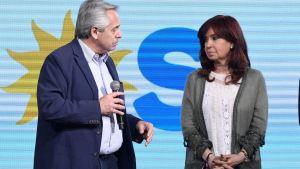 Alberto Fernández y Cristina Kirchner concentran la atención en el acto por los 100 años de YPF