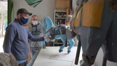 La vieja calesita será reparada y reubicada en un espacio público.