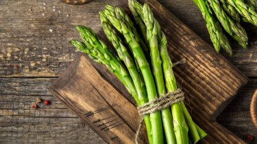 Espárragos: dos recetas para el disfrute total