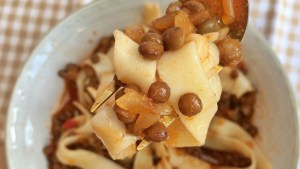 ¿Te tienta una boloñesa veggie de lentejas?