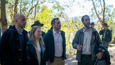 El ministro de Ambiente y Desarrollo Sostenible, Juan Cabandié, visitó a finales de septiembre pasado Bariloche. (foto de archivo) 