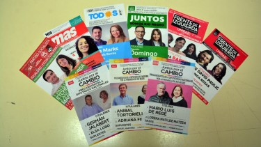 Las nueve boletas electorales protagonistas en la jornada de hoy. Foto; Marcelo Ochoa.
