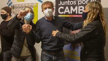 Tortoriello en el búnker de Juntos por el Cambio en Cipolletti (Juan Thomes) 