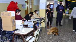 Preocupación por bajo caudal de votantes en algunas mesas de Regina