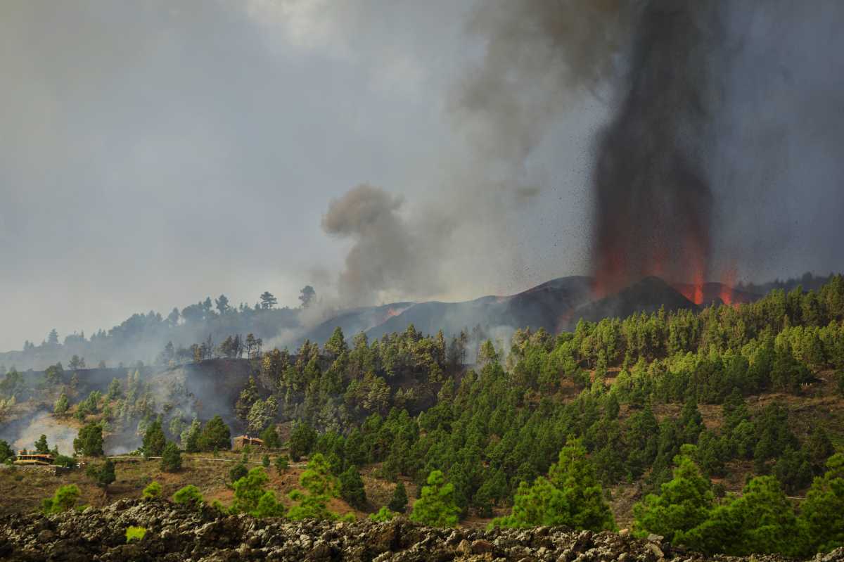 La erupcion del volcán Cumbre Vieja generó destrozos en La Palma, Islas Canarias. Fotos AP. 
