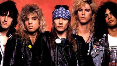 Los Guns comenzaron a trabajar en los discos a mediados de 1990, pero rápidamente se deshicieron de su baterista Steven Adler, quien apenas participó de una canción.