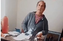 El intendente de Lamarque, Sergio Hernández, fue denunciado públicamente por supuesto "pago" de votos. Imagen captura de video