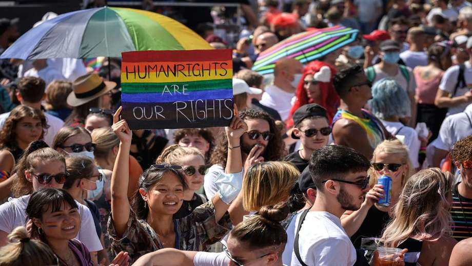 Suiza aprobó el matrimonio igualitario en un referéndum