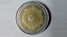 Imagen de Insólito: venden monedas argentinas hasta en 15 mil pesos gracias a esta característica