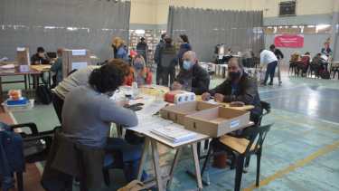 Más recorridas, unidades forzadas y pocos actos en la agenda electoral de Neuquén