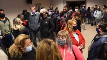 En la Junta de Gobierno esperan al gobernador Omar Gutiérrez. (Florencia Salto).-