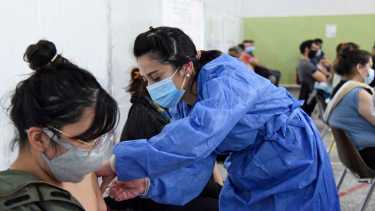 Más de 50 personas iniciaron hoy el esquema de vacunación en Neuquén 