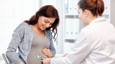  "Necesitamos tener un Colegio profesional que nos pueda regular, porque no somos médicas, somos licenciadas", aseguran.
