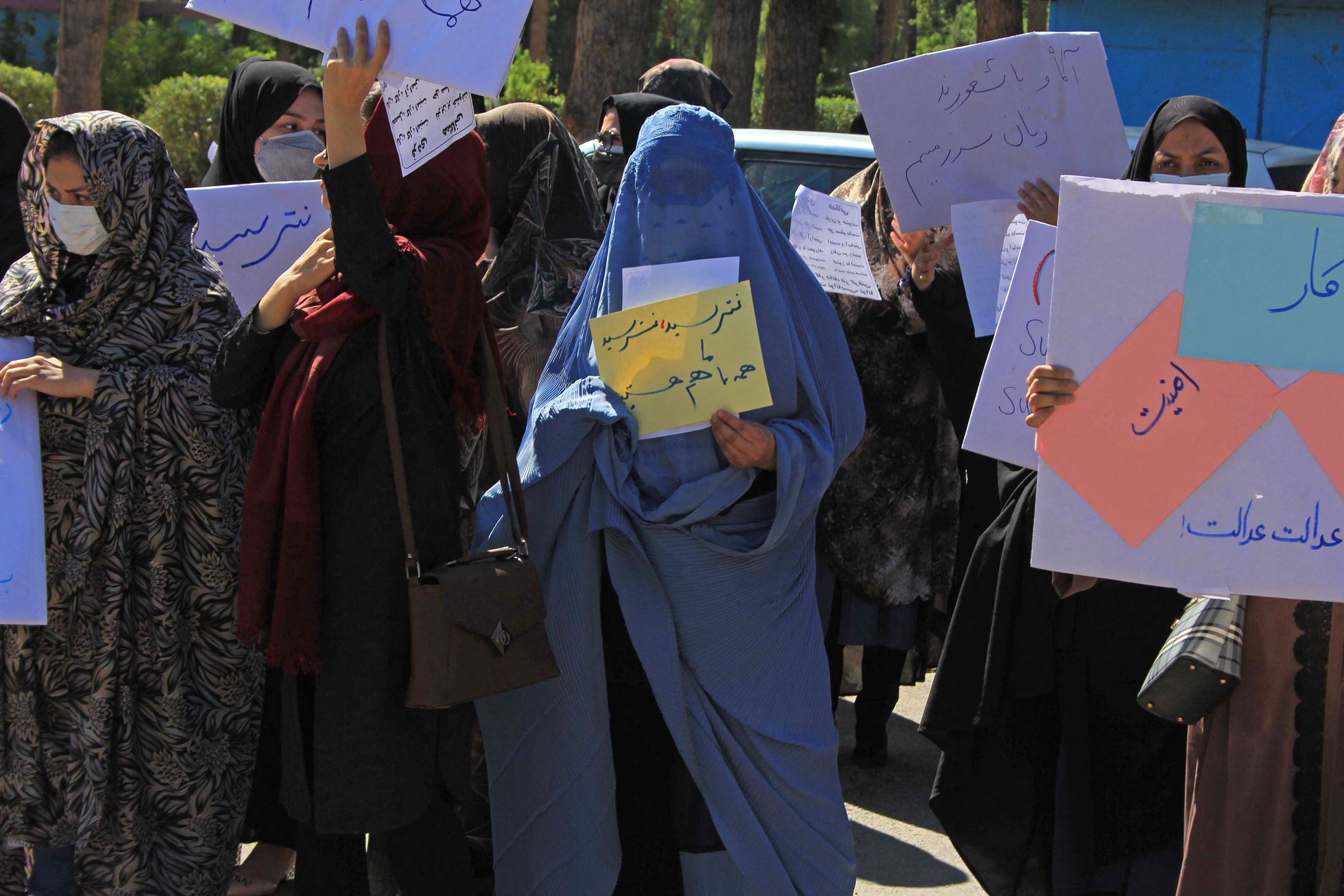Las mujeres no quieren ser excluidas de las decisiones gubernamentales, algo que los talibanes no estarían dispuestos a ceder.