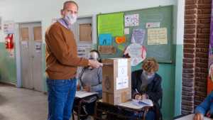 El vicegobernador Alejandro Palmieri votó en Roca: «Podría ser mucho más federal esta república»