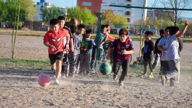El club tiene un compromiso que lleva 47 años acompañando a la niñez. Foto_ Cesar Izza