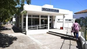 Todas las marcas de vacunas se aplican en Viedma durante esta semana