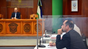 Fiscal imputa a Tamburrini por la causa de Techo Digno