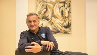 Islas hizo una buena campaña como DT de Sol de Mayo. (Foto: Archivo Pablo Leguizamón).