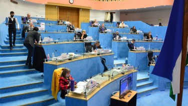 Todos los legisladores participarán desde el recinto. Foto: Marcelo Ochoa.