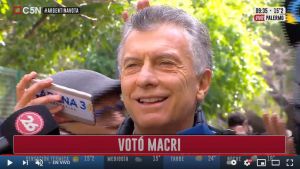 Macri votó y habló con la prensa sin barbijo ni distanciamiento