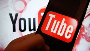 YouTube anunció que eliminará todos los videos que desinformen sobre las vacunas