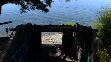 Consideran que solo en algunos casos, se podrá llegar a acuerdos de compensación con los propietarios para que liberen bajadas reguladas y señalizadas. Foto: archivo