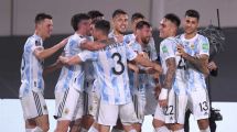 Imagen de En un partidazo, Argentina goleó a Uruguay 3-0 en el Monumental