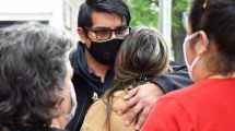 Imagen de Vecinos marcharon para pedir justicia y más seguridad, tras el asesinato en Quilmes