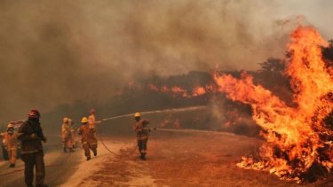 Los incendios comenzaron el viernes y se extendieron durante el fin de semana.