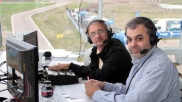 Vivo (al fondo) tenía una vasta trayectoria en el automovilismo nacional.-