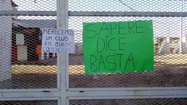 Los autoconvocados critican la falta de respuesta de los dirigentes del club.