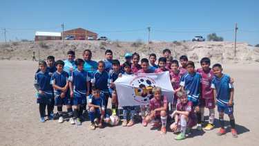 La Liga Interbarrial arribará el próximo fin de semana a su etapa de finales. Habrá premiación y show musical para cerrar el nuevo ciclo deportivo que reúne a 1500 chicos y chicas de la ciudad. Foto: Gentileza