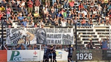El público albinegro regresará a la cancha el domingo (Foto: Archivo Florencia Salto)