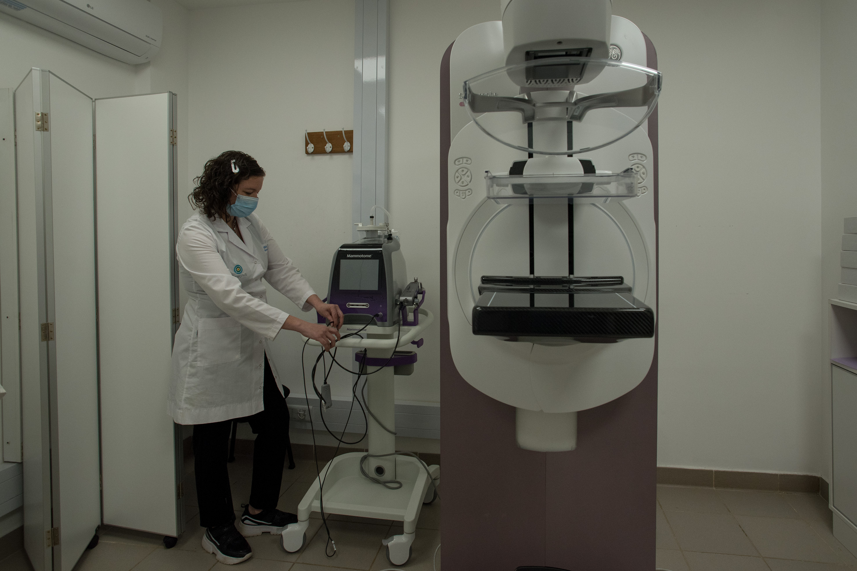 La Fundación Intecnus va incorporando tecnología y conocimiento para el diagnóstico y el tratamiento. Foto: Marcelo Martínez